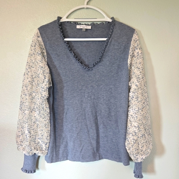 Siani Milano Ruffle V Neck Lace Sleeve Top Size Large - Picture 1 of 7